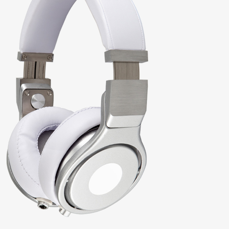 hd-headphones-gallery-3 a